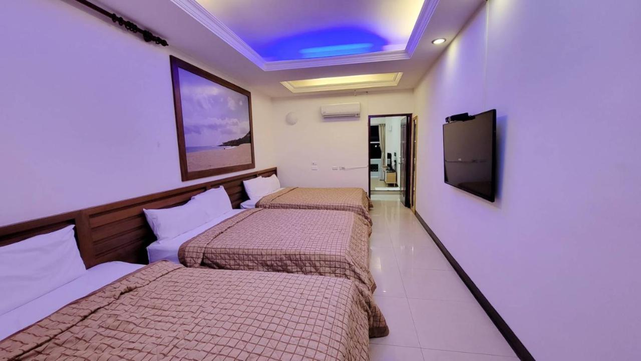 Holiday Hostel Kenting Buitenkant foto