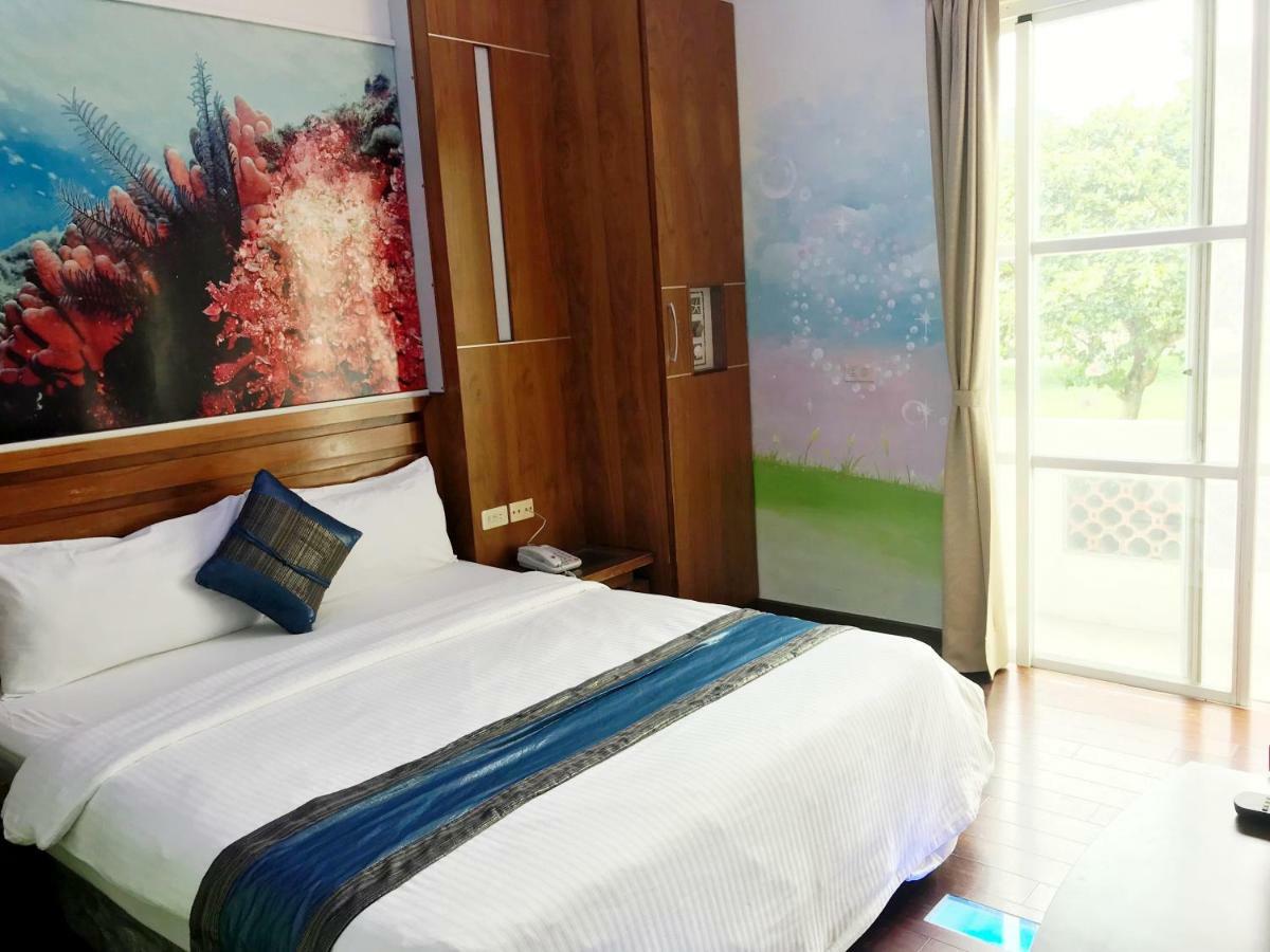 Holiday Hostel Kenting Buitenkant foto